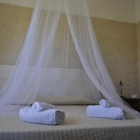 לינה וארוחת בוקר Rosanna